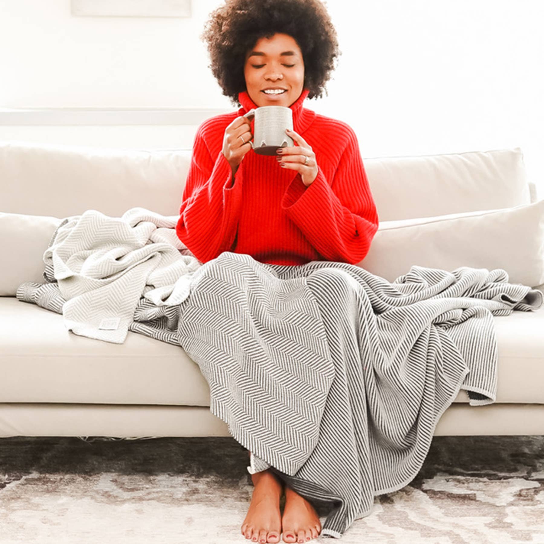 Wool Herringbone Throw Blanket: Charcoal/Milk