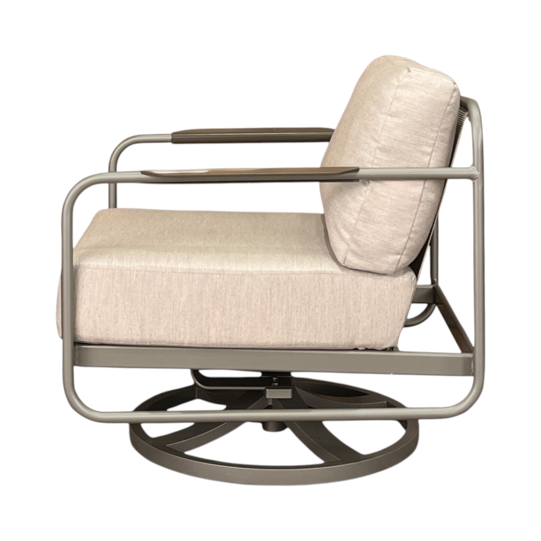 MIRAGE SWIVEL LOUNGE CHAIR