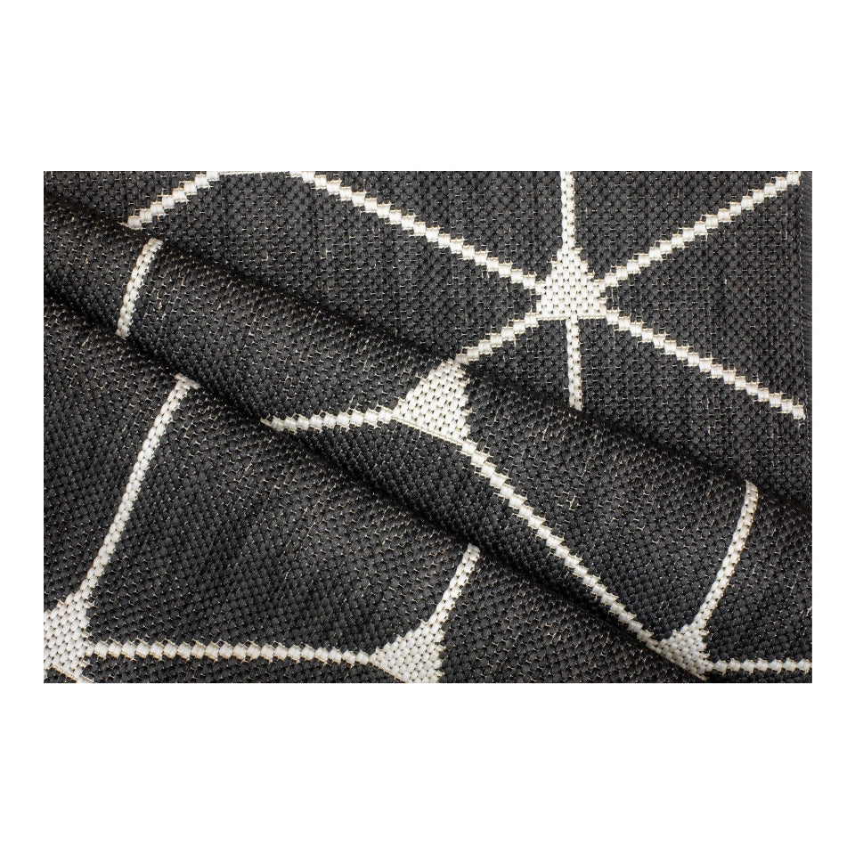 URBAN HEX BLACK 5' x 7' RUG