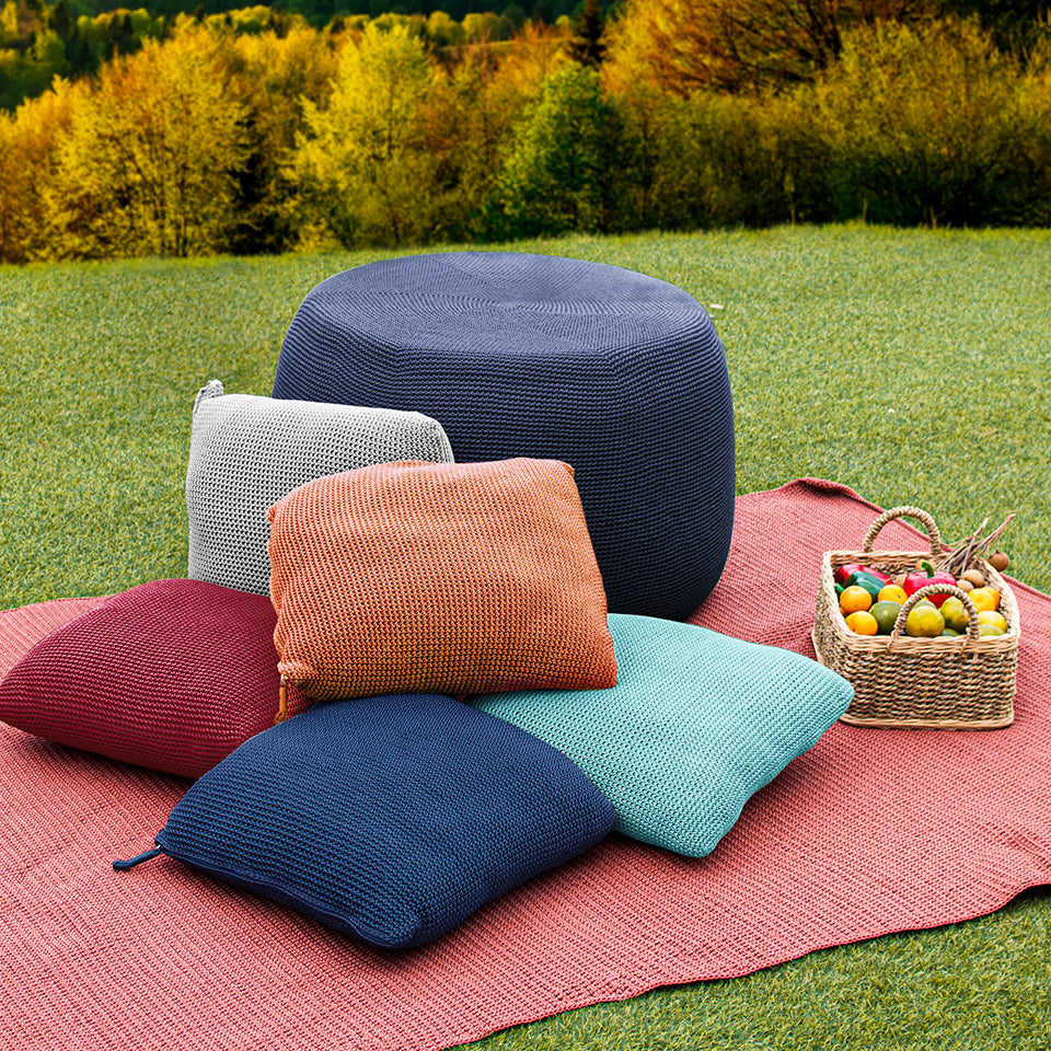 MEND 20" CROCHET PILLOW, COPPER