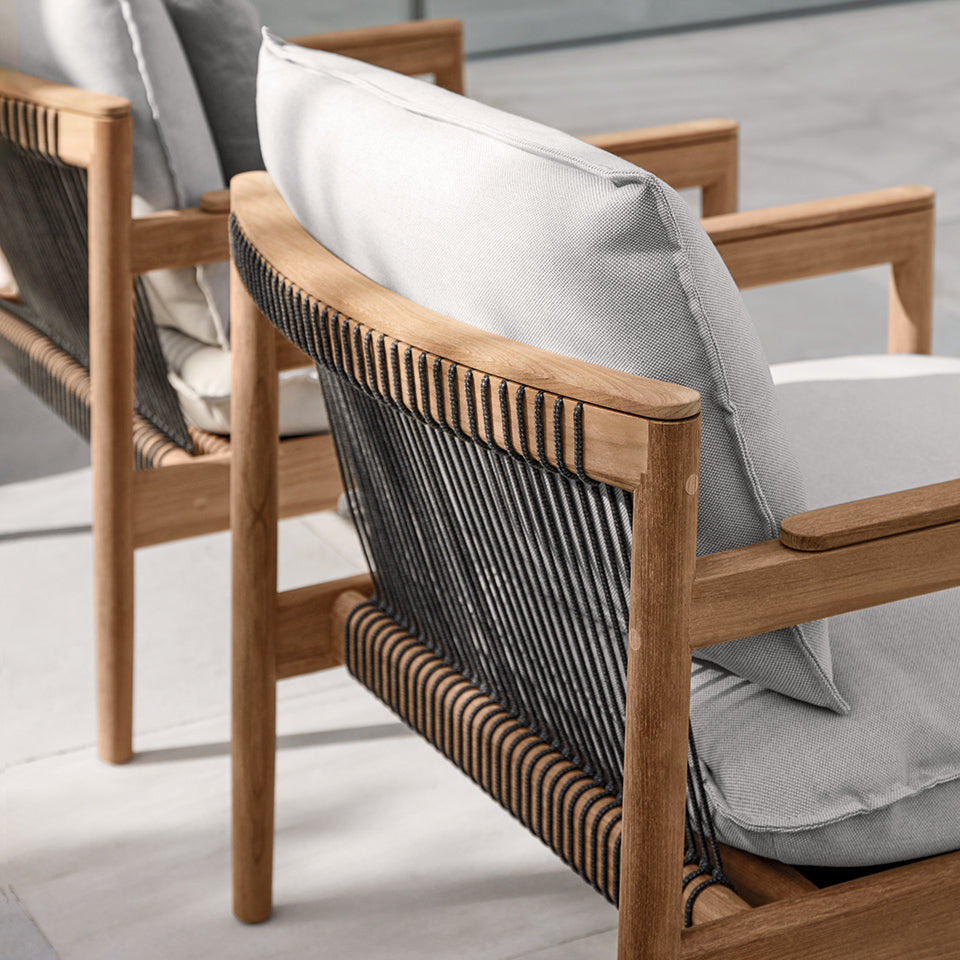 SARANAC LOUNGE CHAIR