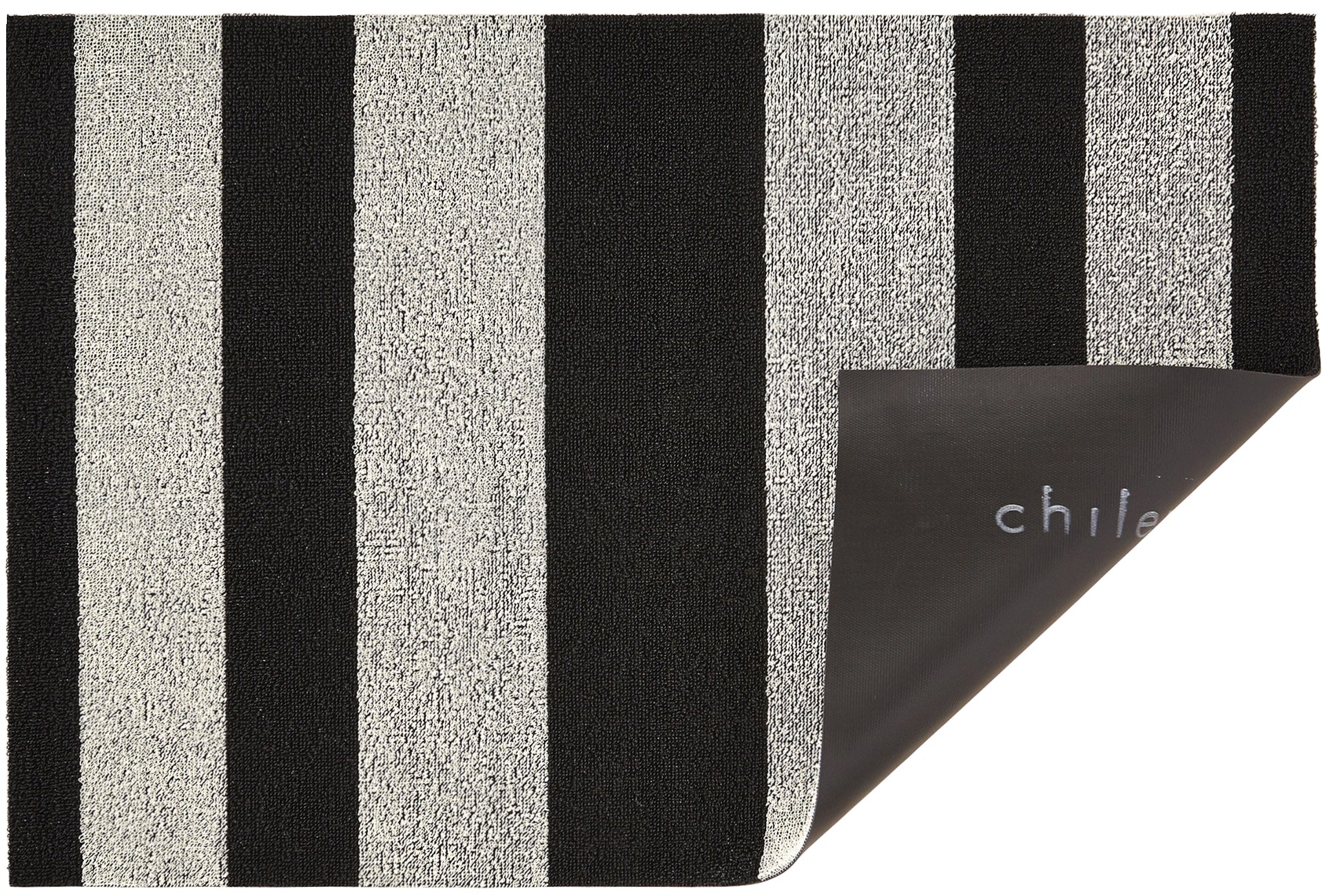 BOLD STRIPE SHAG UTILITY MAT, BLACK & WHITE