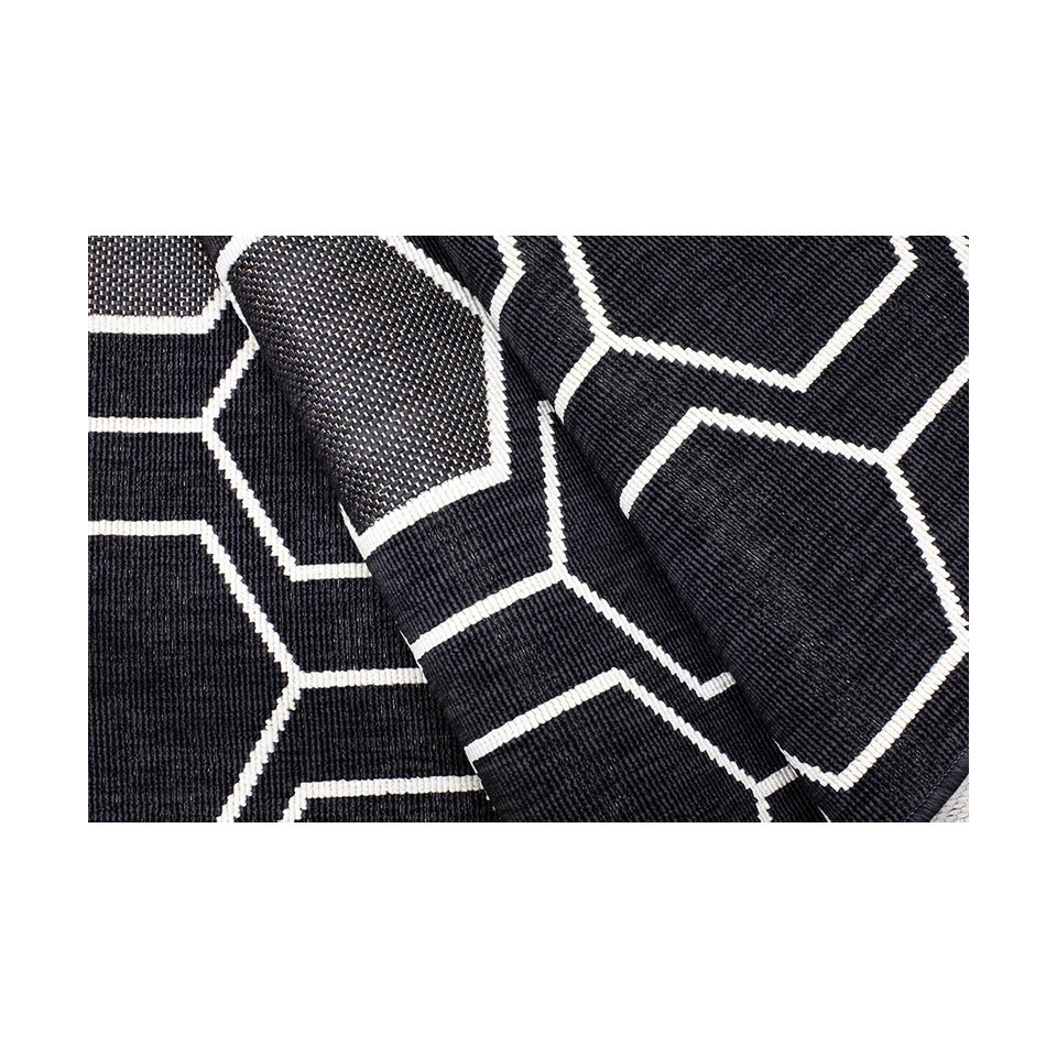 GEO BLACK 5' x 7' RUG