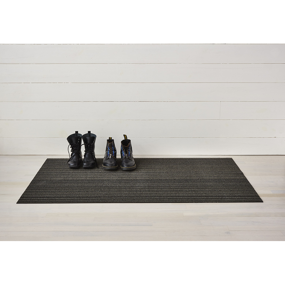 SKINNY STRIPE SHAG MAT, STEEL