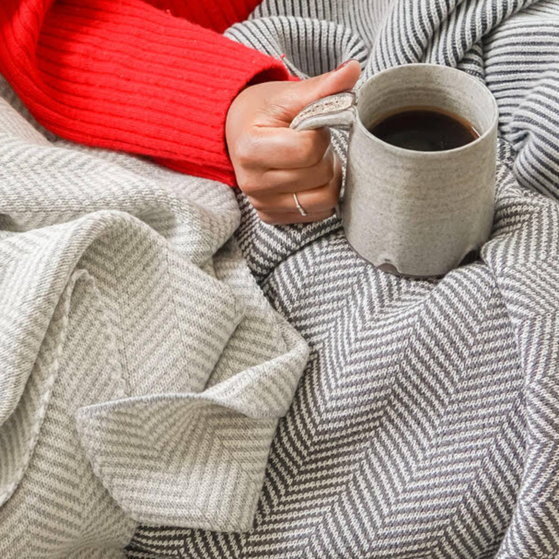 Wool Herringbone Throw Blanket: Charcoal/Milk