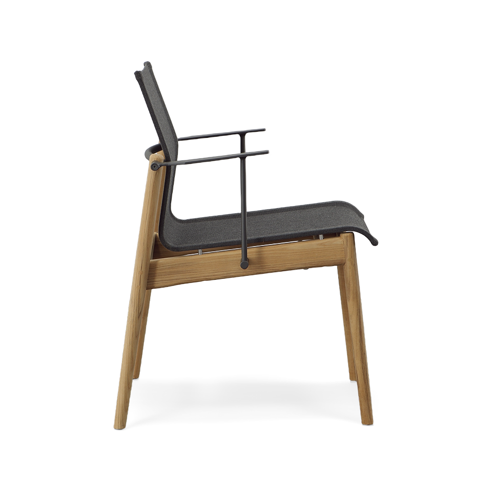 SWAY STACKING ARM CHAIR